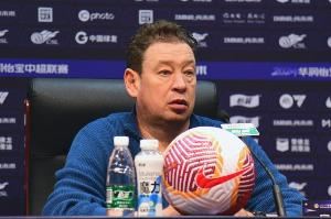 斯卢茨基:国安和申花目标都是争冠 明天的比赛重要性不言而喻