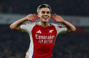 镜报:特罗萨德若有合适报价可能被出售 巴西球队有意热苏斯