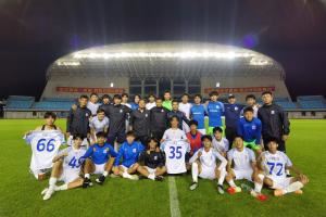 出其不意🎥申花U21球员和新上演“贝克汉姆”式后场超级吊门!