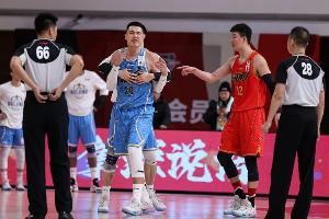 北京球迷有福!张玉宁:bb什么?翟晓川:业余的教我职业的?