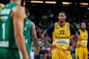 雷迪什:NBA生意的一面很残酷 拖家带口随时可能被交易
