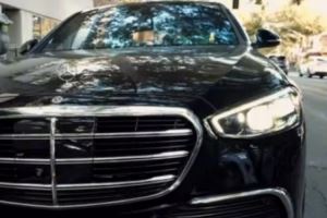 不差钱!鲨鱼二儿子打视频电话购买奔驰S580 13万直接划老爹卡
