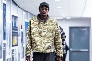 步行者入场照: 西卡依旧酷 马瑟林Cos哈利伯顿?