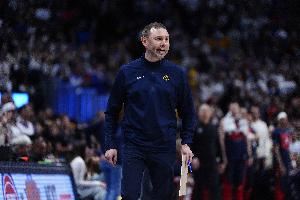 小阿德尔曼:我们下半场打得很糟糕 请把这一点也记录下来