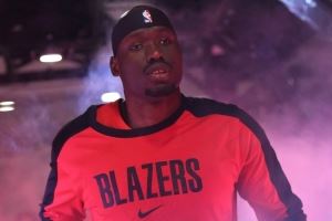 媒体人:斯普利特变阵颇有奇效 爵士追不上开拓者的推进速度